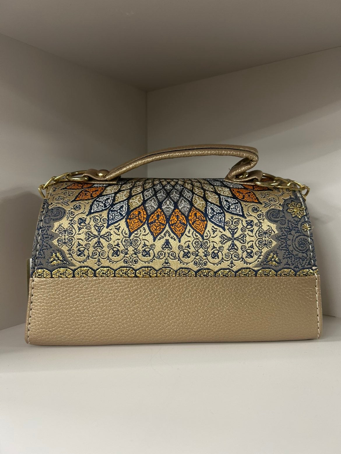 Sac brodé doré Alhambra Couture