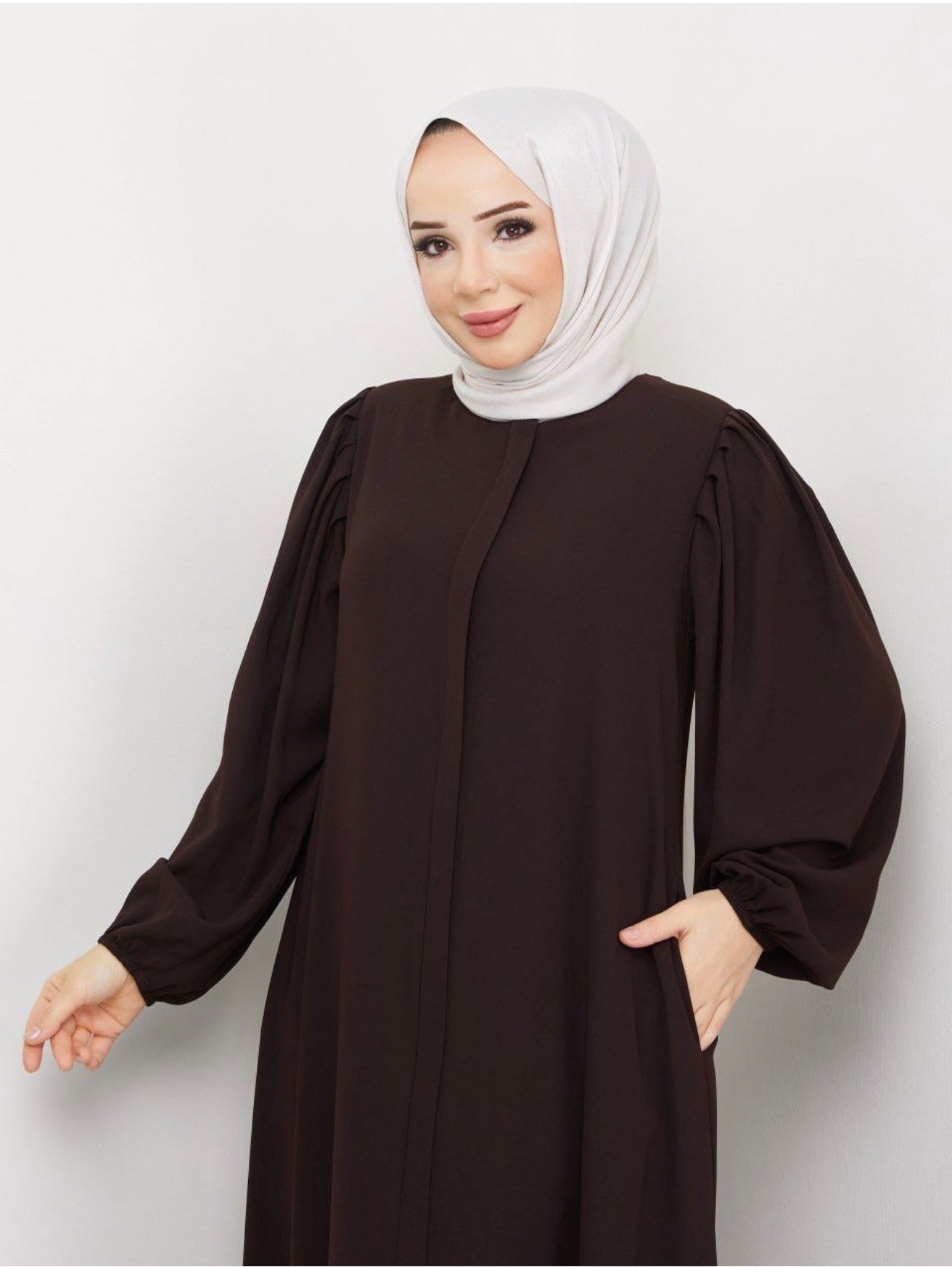 Abaya à manche ballon sarial Alhambra Couture