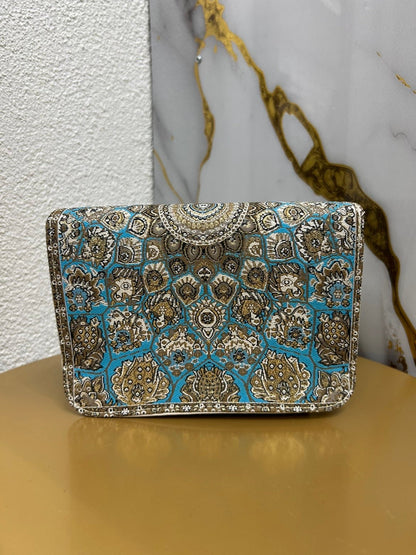 Sac brodé rouge Alhambra Couture