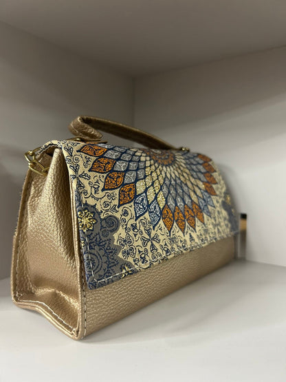Sac brodé doré Alhambra Couture